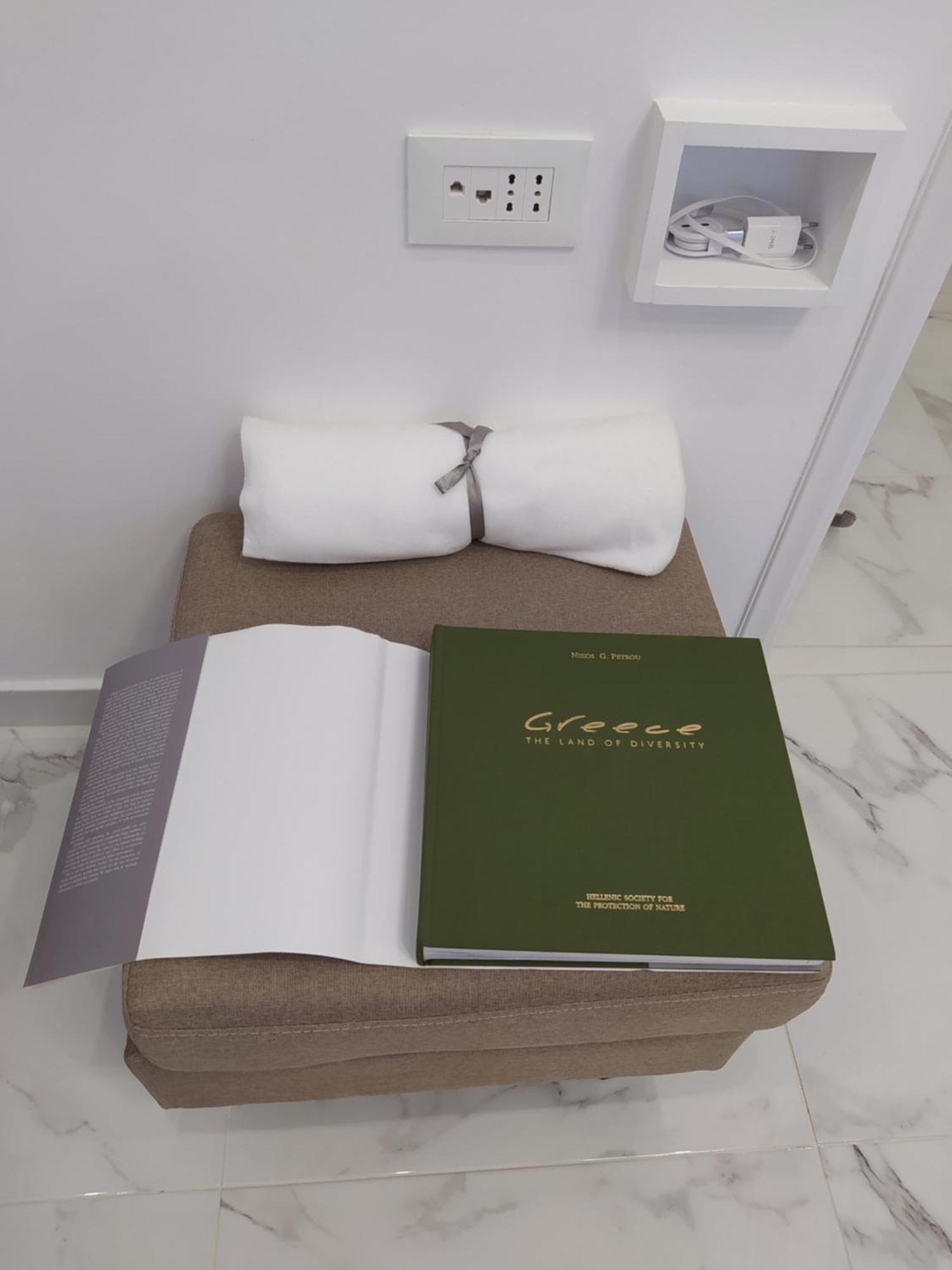 White Apartment 雅典 外观 照片
